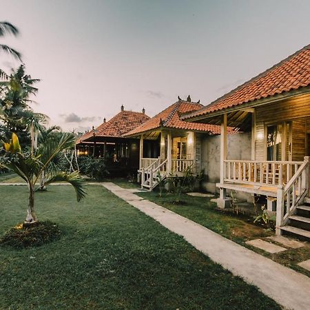 Hotel The Bridge Huts à Lembongan Extérieur photo