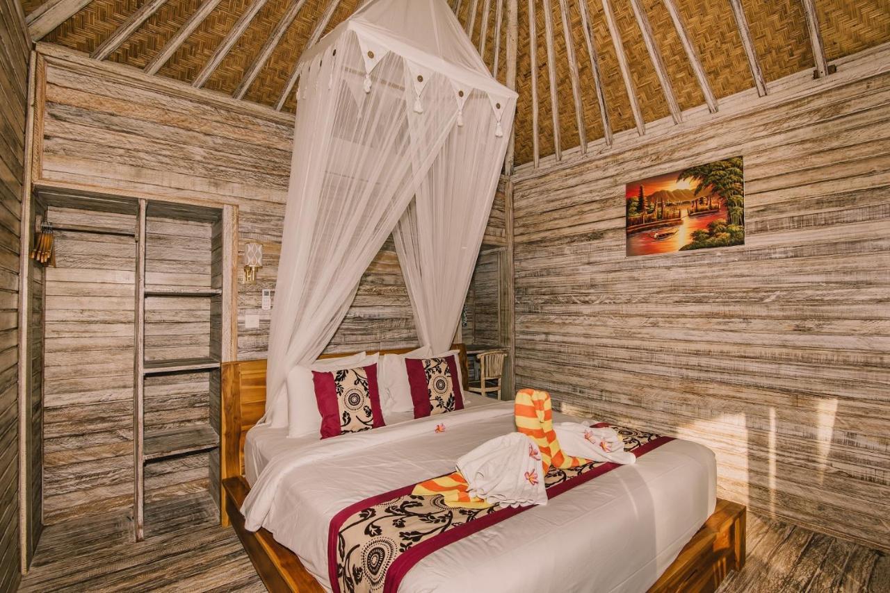 Hotel The Bridge Huts à Lembongan Extérieur photo